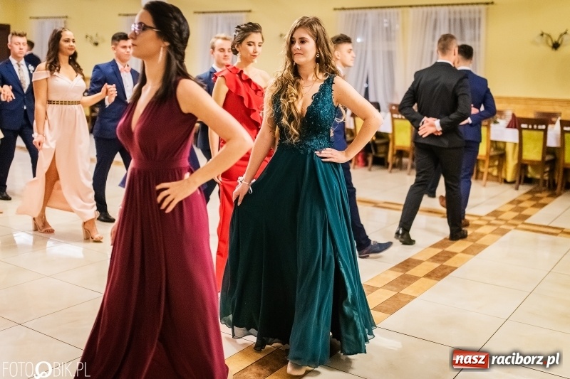 Zdjęcie w galerii na portalu naszraciborz.pl: Bal maturalny raciborskiej Budowlanki  wiadomości z regionu