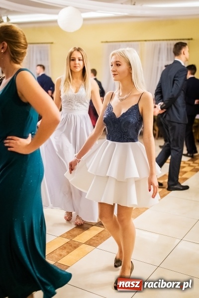 Zdjęcie w galerii na portalu naszraciborz.pl: Bal maturalny raciborskiej Budowlanki  wiadomości z regionu