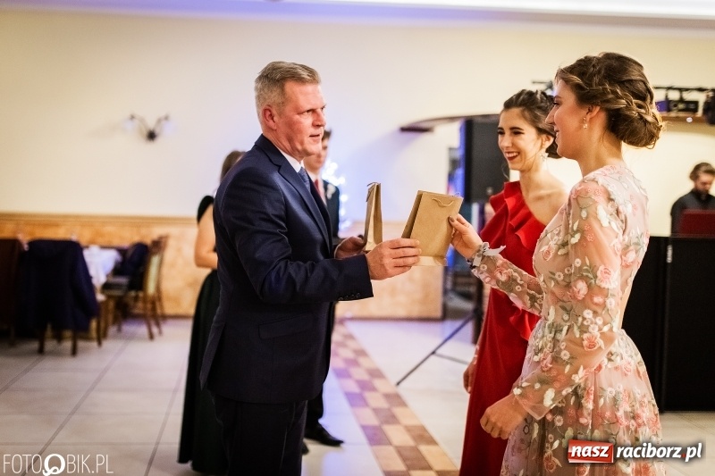 Zdjęcie w galerii na portalu naszraciborz.pl: Bal maturalny raciborskiej Budowlanki  wiadomości z regionu