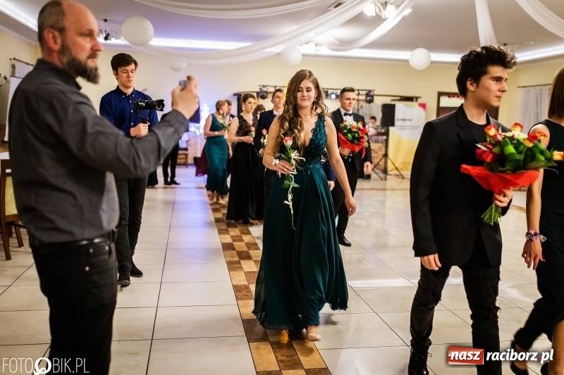 Zdjęcie w galerii na portalu naszraciborz.pl: Bal maturalny raciborskiej Budowlanki  wiadomości z regionu