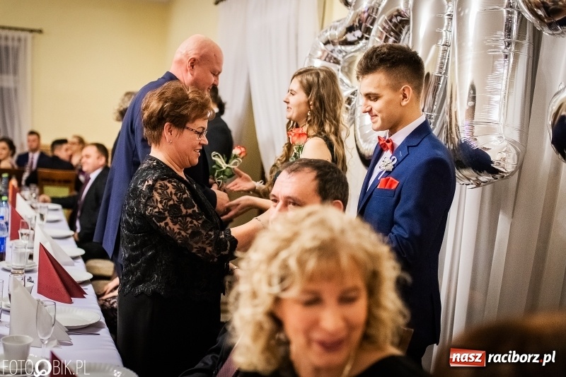 Zdjęcie w galerii na portalu naszraciborz.pl: Bal maturalny raciborskiej Budowlanki  wiadomości z regionu