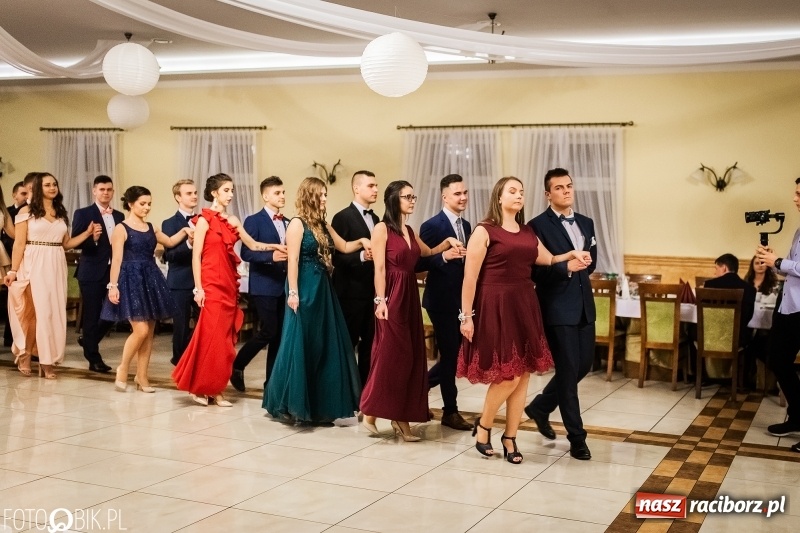 Zdjęcie w galerii na portalu naszraciborz.pl: Bal maturalny raciborskiej Budowlanki  wiadomości z regionu