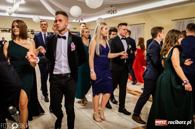 Zdjęcie w galerii na portalu naszraciborz.pl: Bal maturalny raciborskiej Budowlanki  wiadomości z regionu