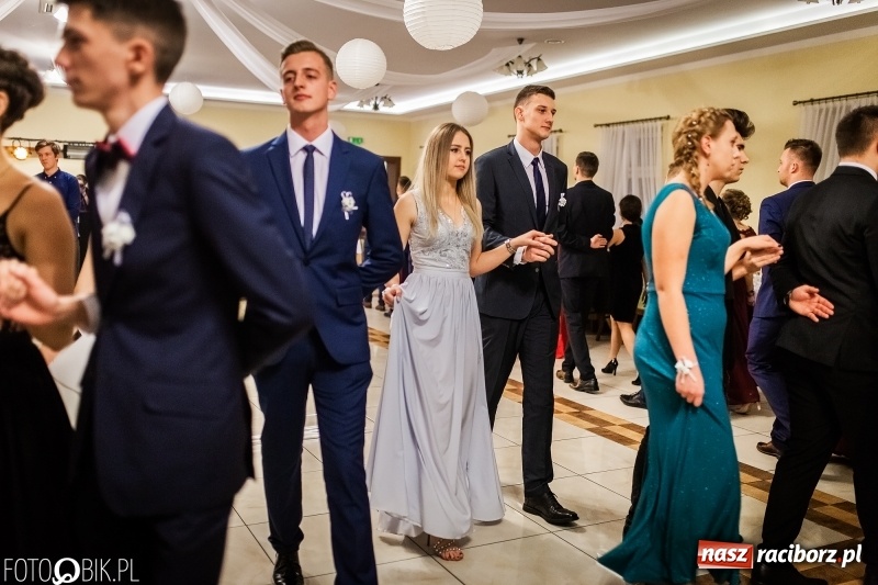 Zdjęcie w galerii na portalu naszraciborz.pl: Bal maturalny raciborskiej Budowlanki  wiadomości z regionu