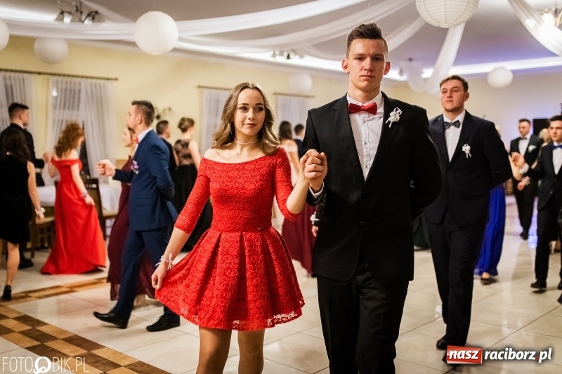 Zdjęcie w galerii na portalu naszraciborz.pl: Bal maturalny raciborskiej Budowlanki  wiadomości z regionu