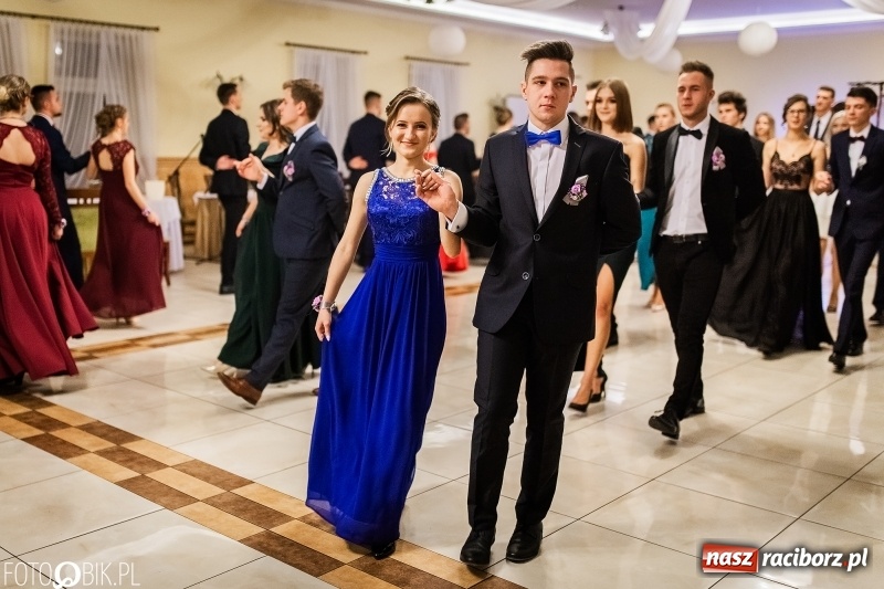 Zdjęcie w galerii na portalu naszraciborz.pl: Bal maturalny raciborskiej Budowlanki  wiadomości z regionu