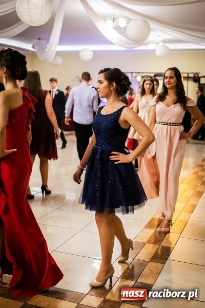 Zdjęcie w galerii na portalu naszraciborz.pl: Bal maturalny raciborskiej Budowlanki  wiadomości z regionu