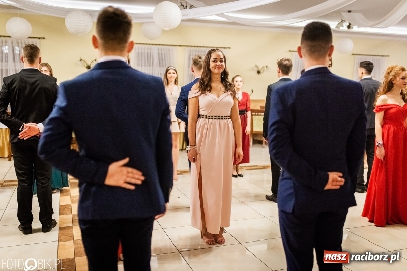 Zdjęcie w galerii na portalu naszraciborz.pl: Bal maturalny raciborskiej Budowlanki  wiadomości z regionu