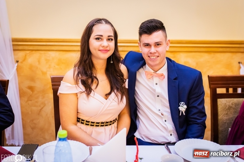 Zdjęcie w galerii na portalu naszraciborz.pl: Bal maturalny raciborskiej Budowlanki  wiadomości z regionu