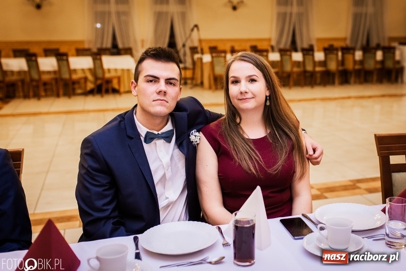 Zdjęcie w galerii na portalu naszraciborz.pl: Bal maturalny raciborskiej Budowlanki  wiadomości z regionu