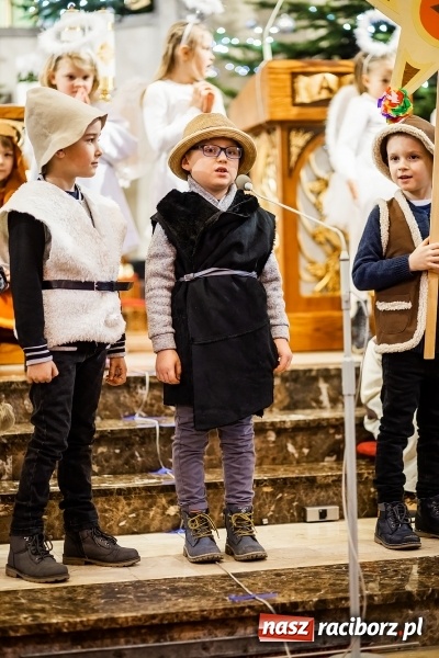 Zdjęcie w galerii na portalu naszraciborz.pl: Jasełka przedszkolaków ze Studziennej wiadomości z regionu