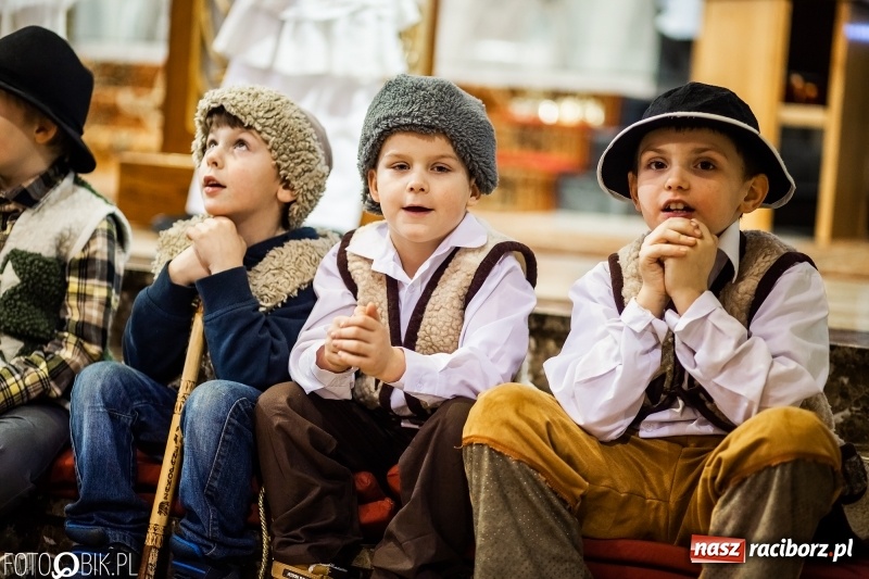 Zdjęcie w galerii na portalu naszraciborz.pl: Jasełka przedszkolaków ze Studziennej wiadomości z regionu