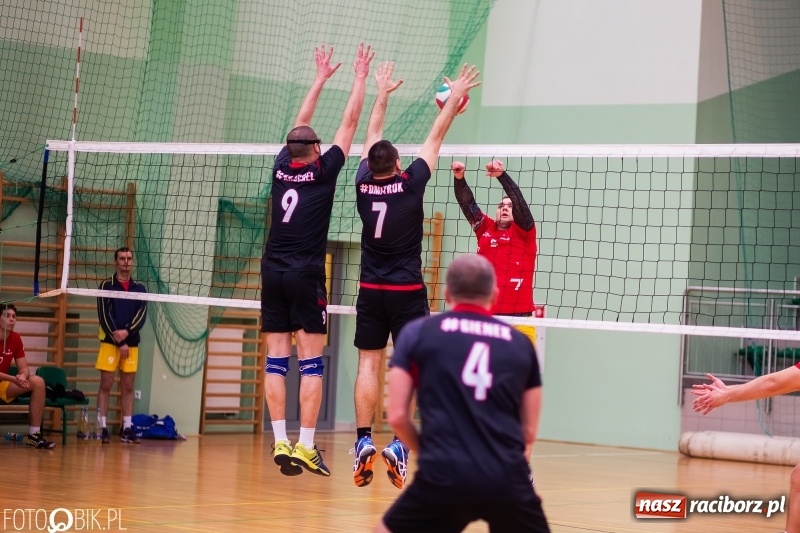 Zdjęcie w galerii na portalu naszraciborz.pl: Ruszyła runda rewanżowa JP Telebim RLPS wiadomości z regionu