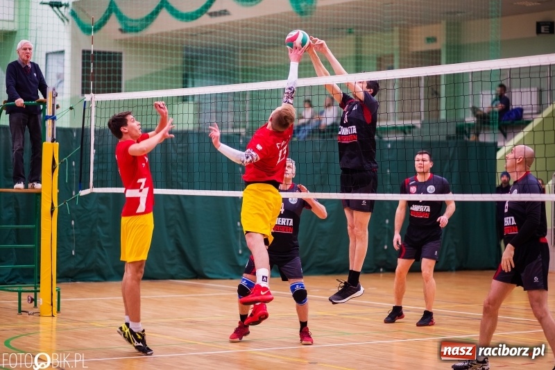 Zdjęcie w galerii na portalu naszraciborz.pl: Ruszyła runda rewanżowa JP Telebim RLPS wiadomości z regionu