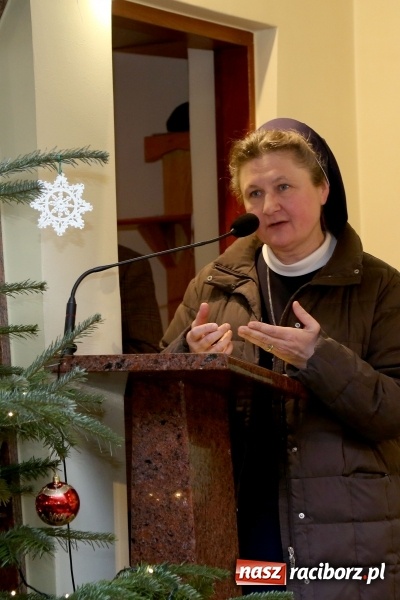 Zdjęcie w galerii na portalu naszraciborz.pl: Motocyklowe kolędowanie przy żłóbku w Oborze  wiadomości z regionu