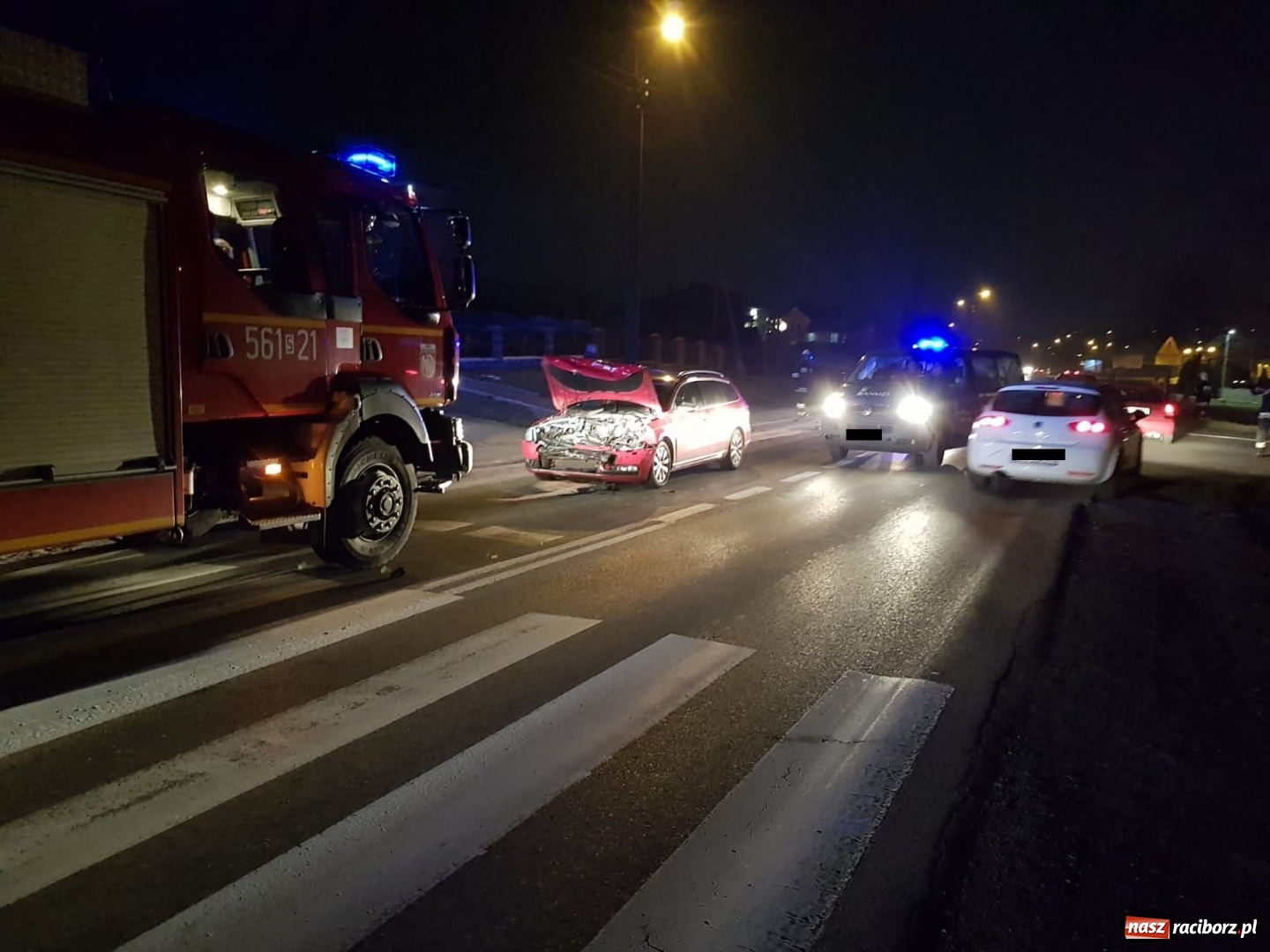 Zdjęcie w galerii na portalu naszraciborz.pl: Kierująca volkswagenem najechała na BMW  wiadomości z regionu