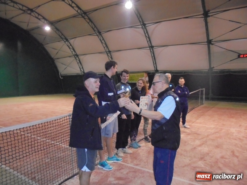 Zdjęcie w galerii na portalu naszraciborz.pl: Noworoczny turniej tenisowy za nami wiadomości z regionu