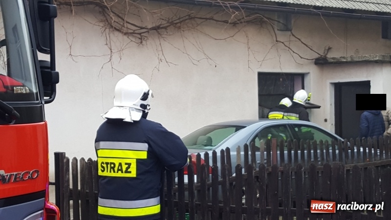 Zdjęcie w galerii na portalu naszraciborz.pl: Czad omal nie zabił 25-latka z Raciborza wiadomości z regionu