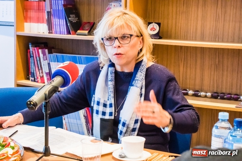 Zdjęcie w galerii na portalu naszraciborz.pl: Program Czyste Powietrze to fikcja. Śniadanie prasowe u posłanki Gabrieli Lenartowicz wiadomości z regionu