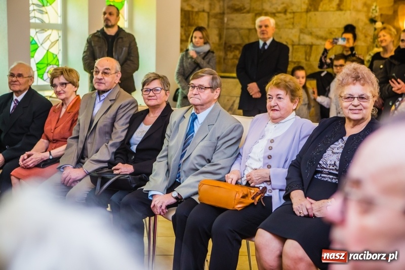 Zdjęcie w galerii na portalu naszraciborz.pl: Pięćdziesiąt lat jak jeden dzień. Złote gody w raciborskim USC wiadomości z regionu