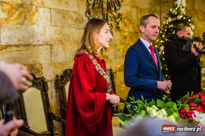 Zdjęcie w galerii na portalu naszraciborz.pl: Pięćdziesiąt lat jak jeden dzień. Złote gody w raciborskim USC wiadomości z regionu