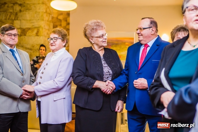 Zdjęcie w galerii na portalu naszraciborz.pl: Pięćdziesiąt lat jak jeden dzień. Złote gody w raciborskim USC wiadomości z regionu