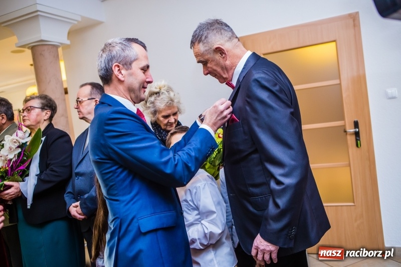 Zdjęcie w galerii na portalu naszraciborz.pl: Pięćdziesiąt lat jak jeden dzień. Złote gody w raciborskim USC wiadomości z regionu