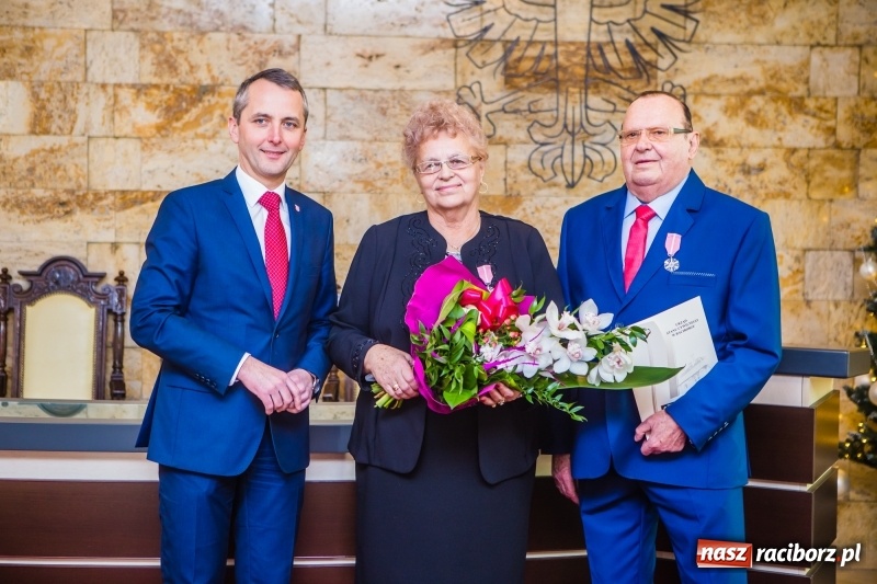 Zdjęcie w galerii na portalu naszraciborz.pl: Pięćdziesiąt lat jak jeden dzień. Złote gody w raciborskim USC wiadomości z regionu