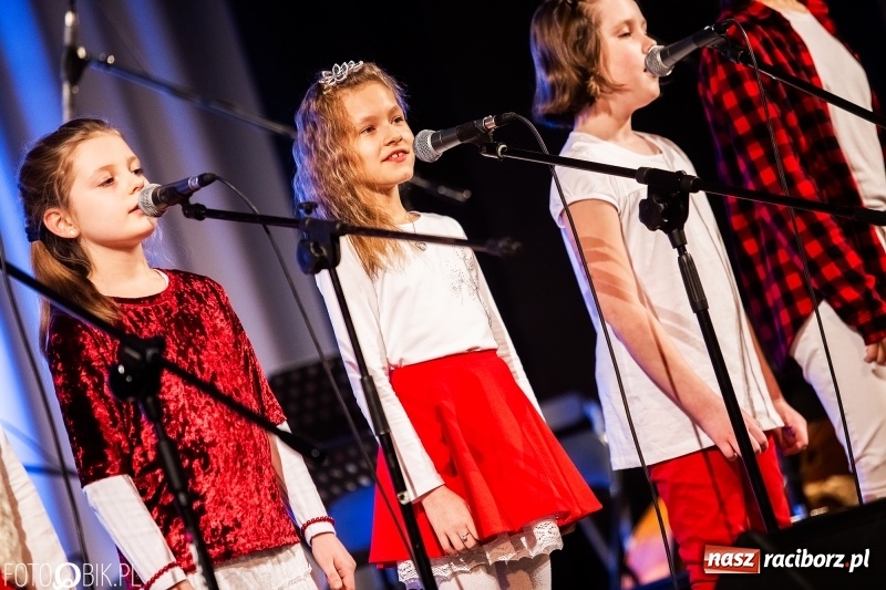 Zdjęcie w galerii na portalu naszraciborz.pl: Koncert zimowy w Domu Kultury Strzecha wiadomości z regionu