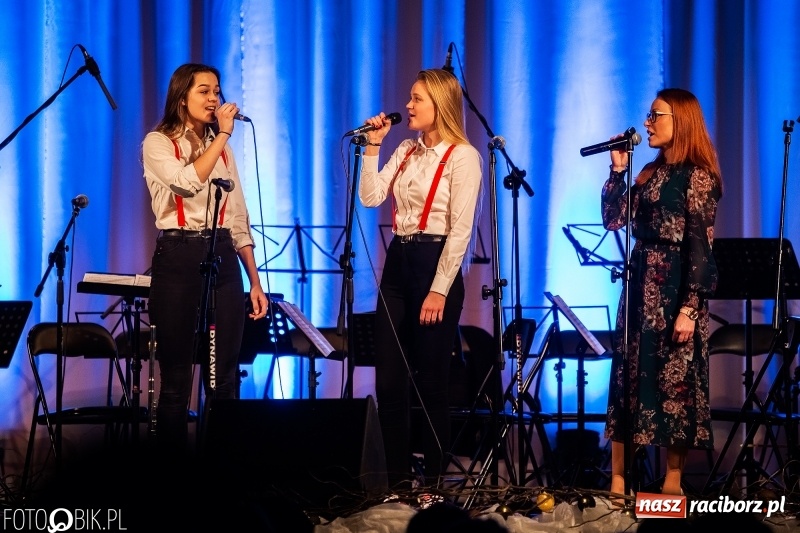 Zdjęcie w galerii na portalu naszraciborz.pl: Koncert zimowy w Domu Kultury Strzecha wiadomości z regionu