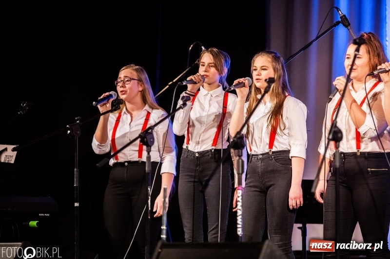 Zdjęcie w galerii na portalu naszraciborz.pl: Koncert zimowy w Domu Kultury Strzecha wiadomości z regionu