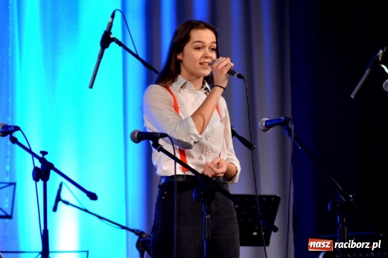 Zdjęcie w galerii na portalu naszraciborz.pl: Koncert zimowy w Domu Kultury Strzecha wiadomości z regionu