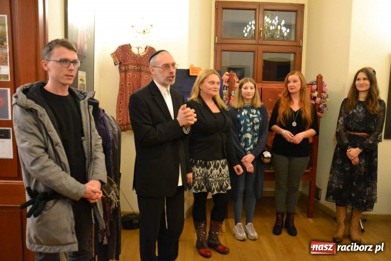 Zdjęcie w galerii na portalu naszraciborz.pl: Obchody II rocznicy powstania Midraszowego Teatru Żydowskiego  wiadomości z regionu