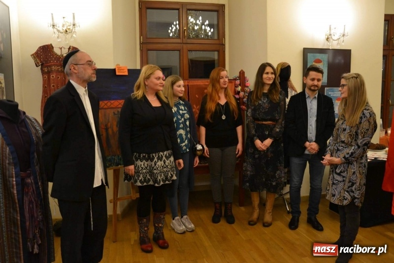 Zdjęcie w galerii na portalu naszraciborz.pl: Obchody II rocznicy powstania Midraszowego Teatru Żydowskiego  wiadomości z regionu