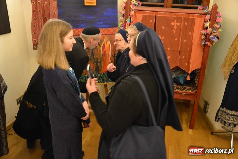 Zdjęcie w galerii na portalu naszraciborz.pl: Obchody II rocznicy powstania Midraszowego Teatru Żydowskiego  wiadomości z regionu
