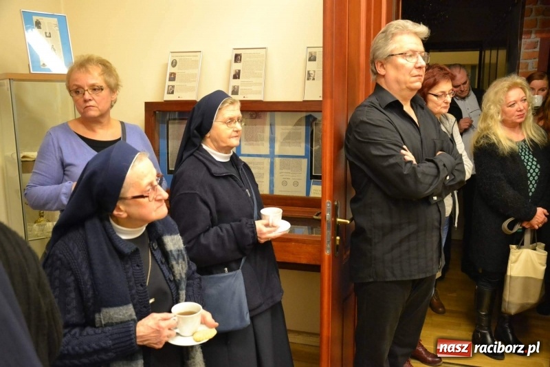 Zdjęcie w galerii na portalu naszraciborz.pl: Obchody II rocznicy powstania Midraszowego Teatru Żydowskiego  wiadomości z regionu