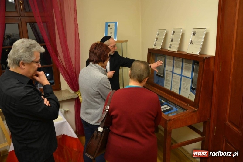 Zdjęcie w galerii na portalu naszraciborz.pl: Obchody II rocznicy powstania Midraszowego Teatru Żydowskiego  wiadomości z regionu