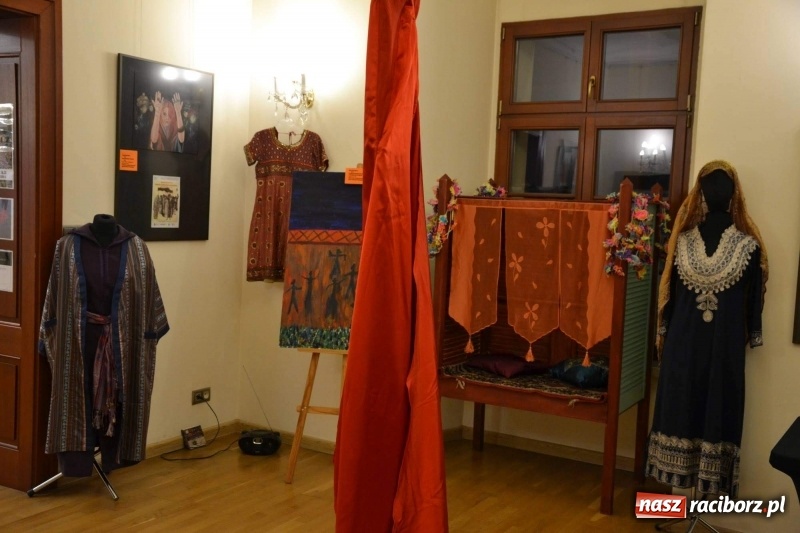 Zdjęcie w galerii na portalu naszraciborz.pl: Obchody II rocznicy powstania Midraszowego Teatru Żydowskiego  wiadomości z regionu