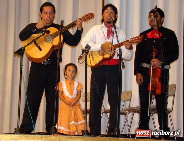 Zdjęcie w galerii na portalu naszraciborz.pl: Nie taki folklor straszny wiadomości z regionu