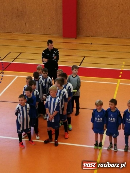 Zdjęcie w galerii na portalu naszraciborz.pl: Młodzi piłkarze LKS Tworków nie spoczywają na laurach. Za nimi kolejne turnieje piłkarskie wiadomości z regionu