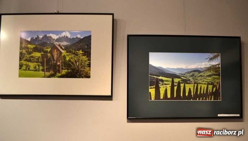Zdjęcie w galerii na portalu naszraciborz.pl: Wystawa fotografii Marka Rapnickiego w Galerii Obok wiadomości z regionu