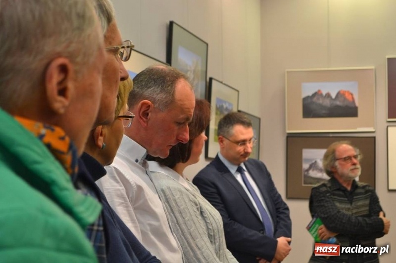 Zdjęcie w galerii na portalu naszraciborz.pl: Wystawa fotografii Marka Rapnickiego w Galerii Obok wiadomości z regionu