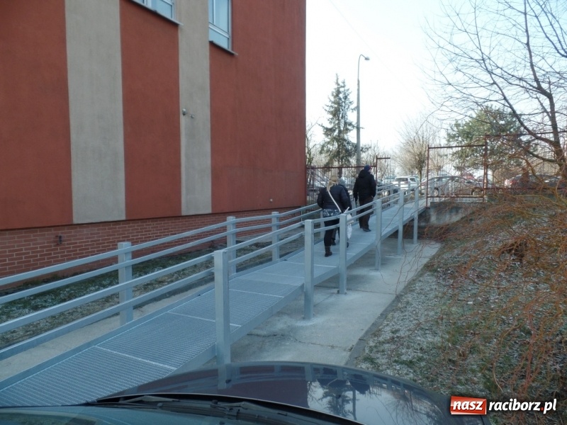 Zdjęcie w galerii na portalu naszraciborz.pl: Łatwiejsze dojście do Zespołu do Spraw Orzekania o Niepełnosprawności wiadomości z regionu