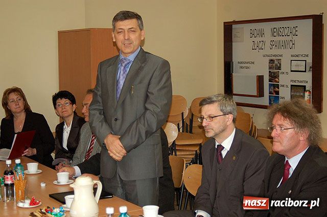 Zdjęcie w galerii na portalu naszraciborz.pl: Rafako inwestuje w swoje kadry wiadomości z regionu