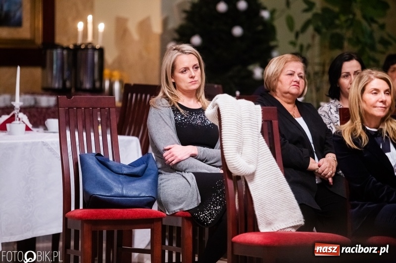 Zdjęcie w galerii na portalu naszraciborz.pl: #Sprawa Polek. Regionalne spotkanie kobiet w Rzuchowie wiadomości z regionu