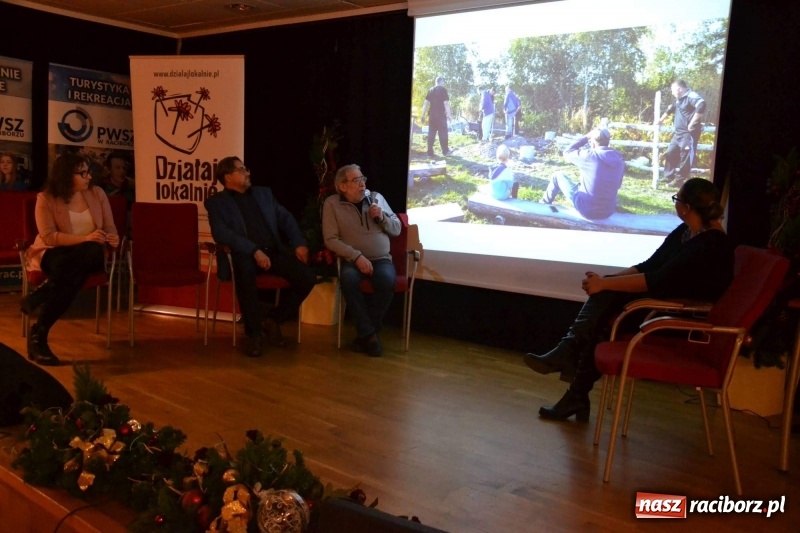 Zdjęcie w galerii na portalu naszraciborz.pl: Na Zamku Piastowskim podsumowano program Działaj Lokalnie wiadomości z regionu
