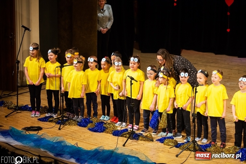 Zdjęcie w galerii na portalu naszraciborz.pl: Dzień Babci i Dziadka w Raciborskim Centrum Kultury wiadomości z regionu