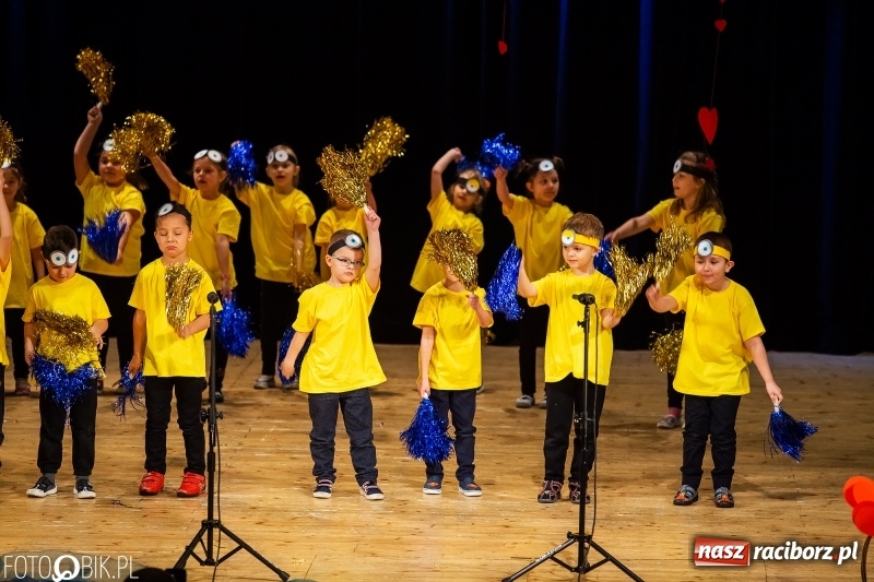 Zdjęcie w galerii na portalu naszraciborz.pl: Dzień Babci i Dziadka w Raciborskim Centrum Kultury wiadomości z regionu