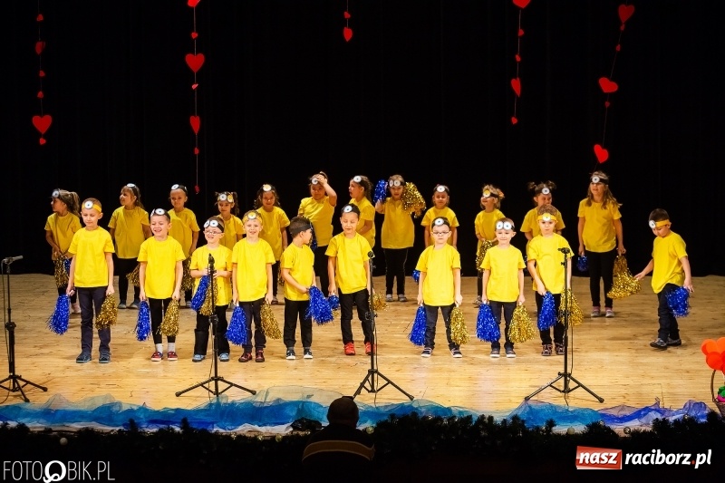 Zdjęcie w galerii na portalu naszraciborz.pl: Dzień Babci i Dziadka w Raciborskim Centrum Kultury wiadomości z regionu