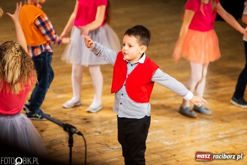 Zdjęcie w galerii na portalu naszraciborz.pl: Dzień Babci i Dziadka w Raciborskim Centrum Kultury wiadomości z regionu